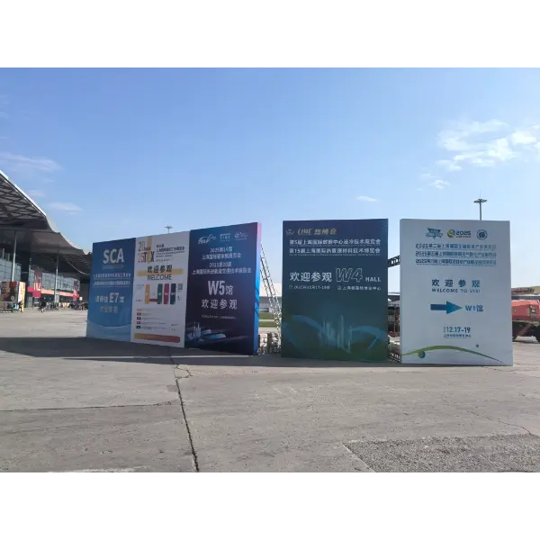 Ekipa Dingyan obiskala razstavo tehnologije tekočega hlajenja v Šanghaju, predvideno načrtovanje nove poti AI